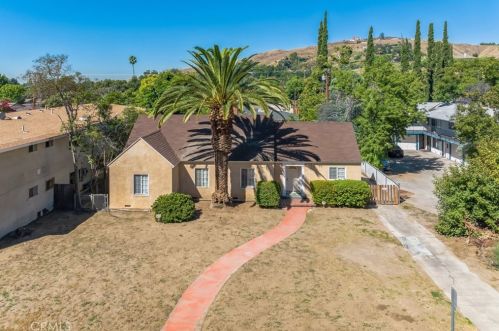 3418 E St, San Bernardino, CA 92405-2422