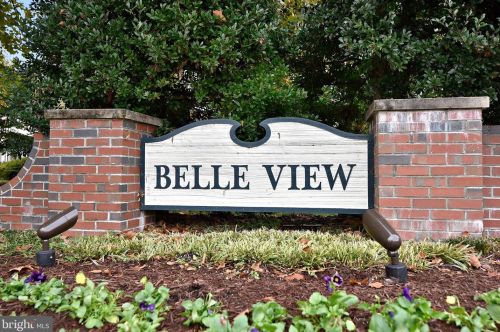 1104 Belle View Blvd, Alexandria, VA 22307-6512