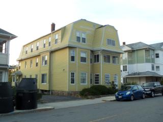 55 Plantation St, Worcester, MA 01604-4760