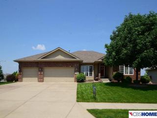 1806 Aberdeen Dr, Omaha, NE 68133-2491