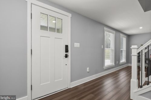 6018 River Meadows Dr, Columbia MD  21045-3825 exterior
