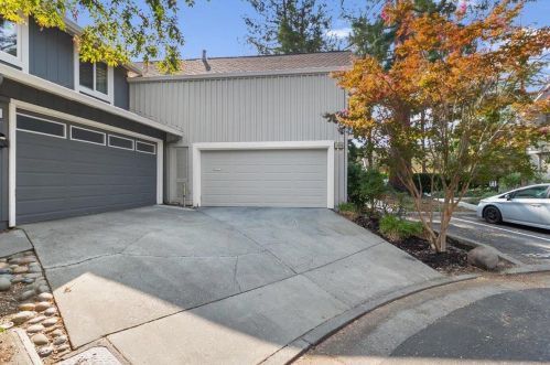 124 Cherry Wood Ct, Los Gatos, CA 95032-1311