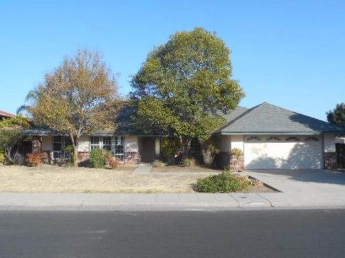 427 Adler Ave, Clovis, CA 93612-0779