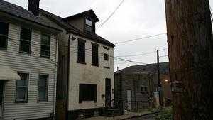 24 1st St, Pittsburgh, PA 15215-2102