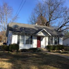 801 2nd St, Atkins, AR 72823-4007