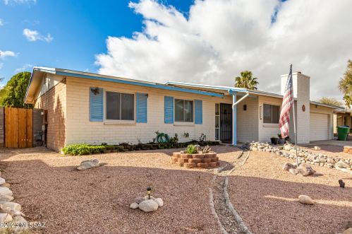 8540 Desert Aire St, Tucson, AZ 85730-4703