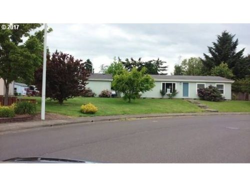 1519 Granite St, Woodburn OR  97071-3666 exterior