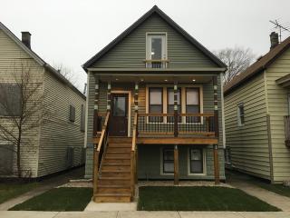 8111 Coles Ave, Chicago IL  60617-1542 exterior