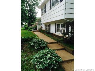 21 Bright Hill Dr, Clinton, CT 06413-1801