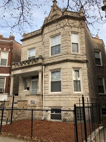 1667 Troy St, Chicago IL  60655-2211 exterior