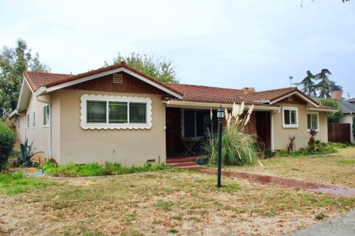 1032 S St, Newman, CA 95360-1209