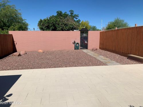 4646 Iroquois Ave, Tucson AZ  85705-1337 exterior