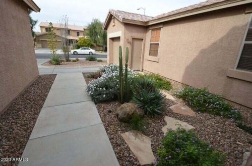 857 Glenmere Dr, Chandler AZ  85225-6427 exterior