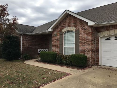 1204 Thurman St, Pryor, OK 74361-7410