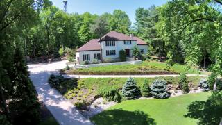 18 Cambridge Dr, Warren, NJ 07059-6903