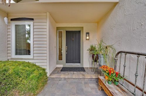 7237 Carr Pl, Gilroy, CA 95020-5915