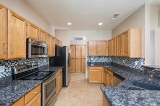 23809 43rd Dr, Glendale, AZ 85310-3909