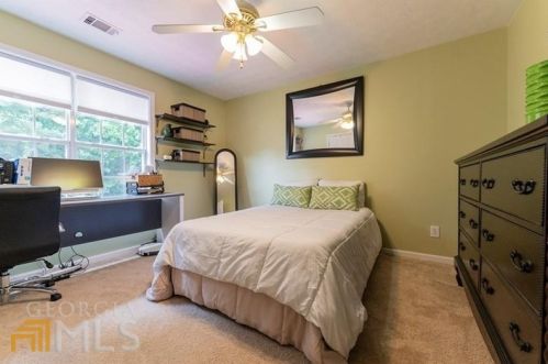 4255 Old House Dr, Conley, GA 30288-1734