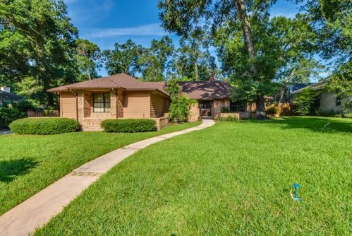 2227 Palm Vis Dr, Apopka FL  32712-2445 exterior