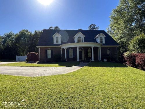 260 Crystal Creek Dr, Hull, GA 30646-4303