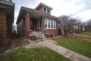 4946 Keeler Ave, Chicago, IL 60630-2714