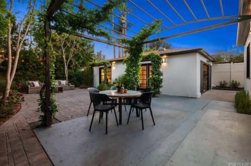 111 Rose St, Burbank, CA 91505-4112