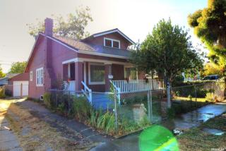 3325 42nd St, Sacramento, CA 95817-3721