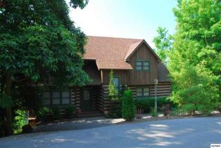 847 Deer Path Ln, Gatlinburg, TN 37738-6336