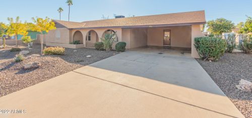 1921 Des Moines St, Mesa AZ  85203-6619 exterior