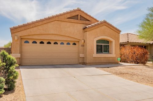 6644 Ladonna Ln, Tucson, AZ 85756-8444