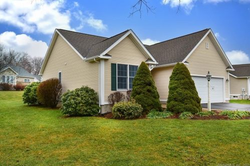 37 Ardsley Ln, Ellington, CT 06029-3860