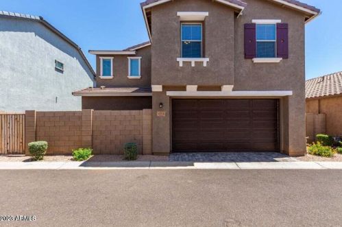 5734 Butte St, Mesa, AZ 85205