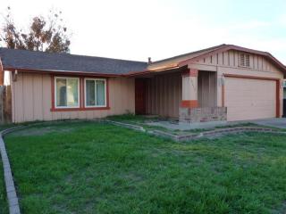 8232 Moorhaven Way, Sacramento CA  95828-4450 exterior