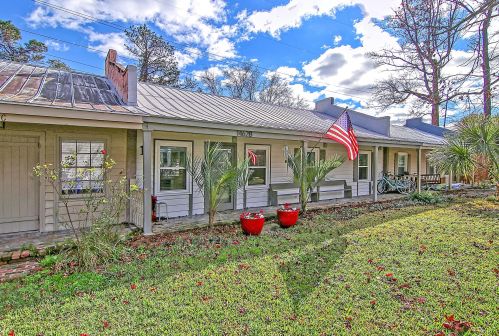1462 Point Ln, Mount Pleasant, SC 29464-4615
