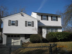 991 Dedham St, Newton, MA 02459-3419