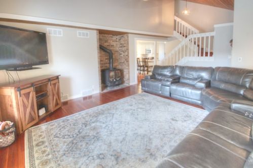 1261 Wejegi Dr, Hubertus, WI 53033-9730