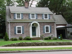 67 Dedham St, Newton, MA 02461-2134