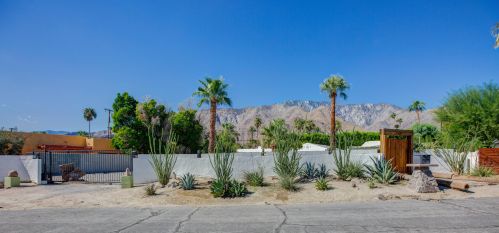 2151 Junipero Ave, Palm Springs, CA 92262-2823