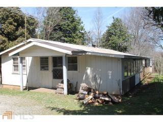 166 Sanders St, Clarkesville, GA 30523-3989