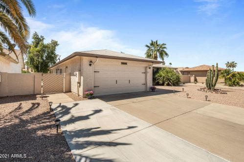 26614 Pear Tree Dr, Chandler, AZ 85248-7226