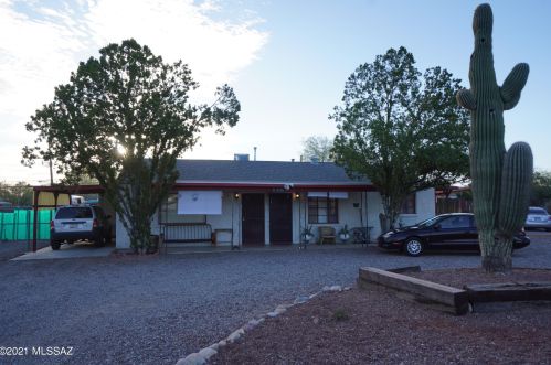 2136 Madelyn Ave, Tucson, AZ 85712-3583