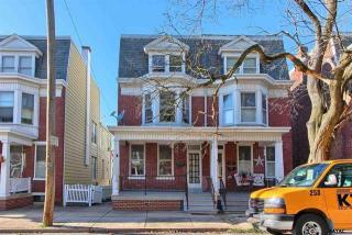 839 Wayne Ave, York, PA 17403-1128