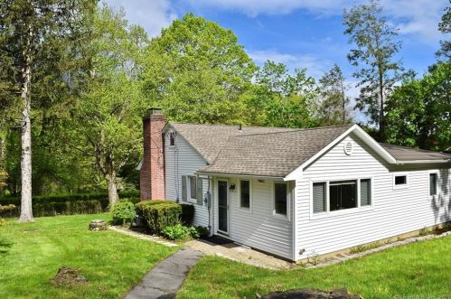 4 Echo Rd, Sherman, CT 06784-2508