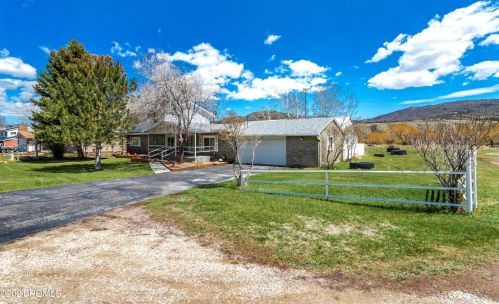 1975 Hoytsville Rd, Hoytsville, UT 84017-9746