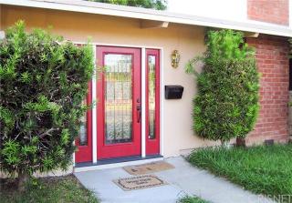 19451 Hemmingway St, Los Angeles, CA 91335-1639