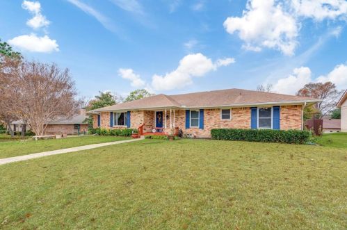 1317 Stony Brook Ln, Garland, TX 75043-1342