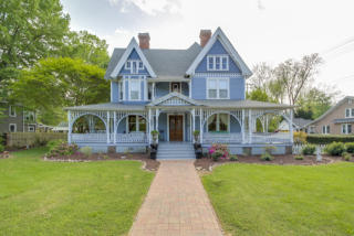 202 Liberty St, York, SC 29745-1457