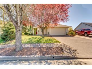 1966 Fellows St, Mcminnville, OR 97128-7186