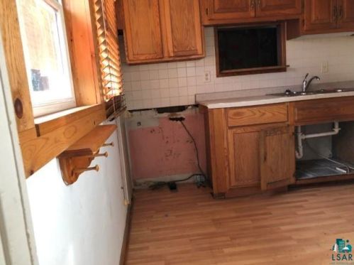 555 Anderson Rd, Duluth, MN 55811-5403