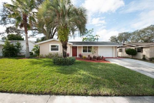 1639 Dander Dr, Tarpon Springs, FL 34690-6125